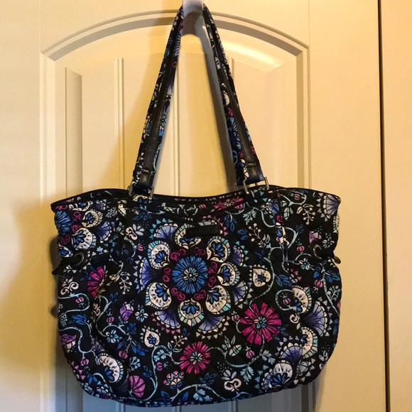 Vera Bradley Handbags - Vera Bradley Purse Bramble pattern